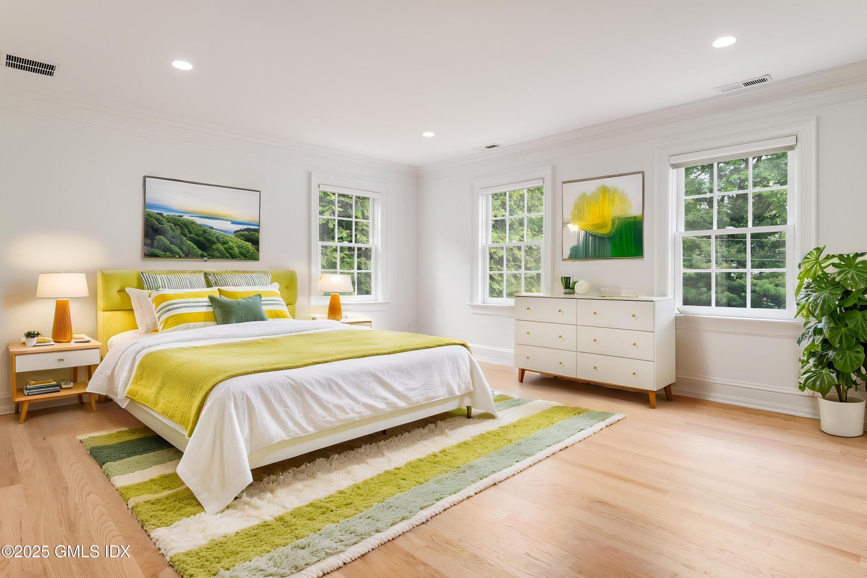 52 Breezemont Avenue, Riverside