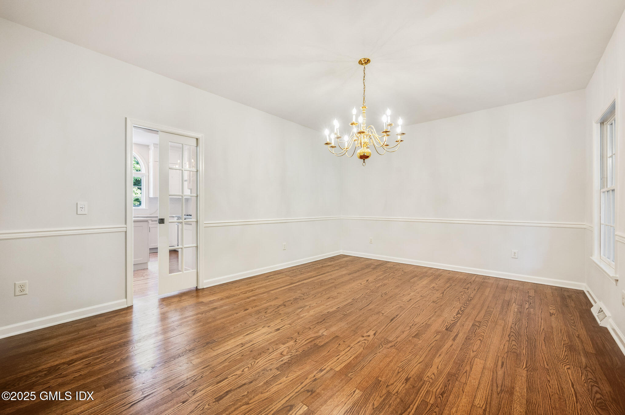 12 Hickory Drive, B