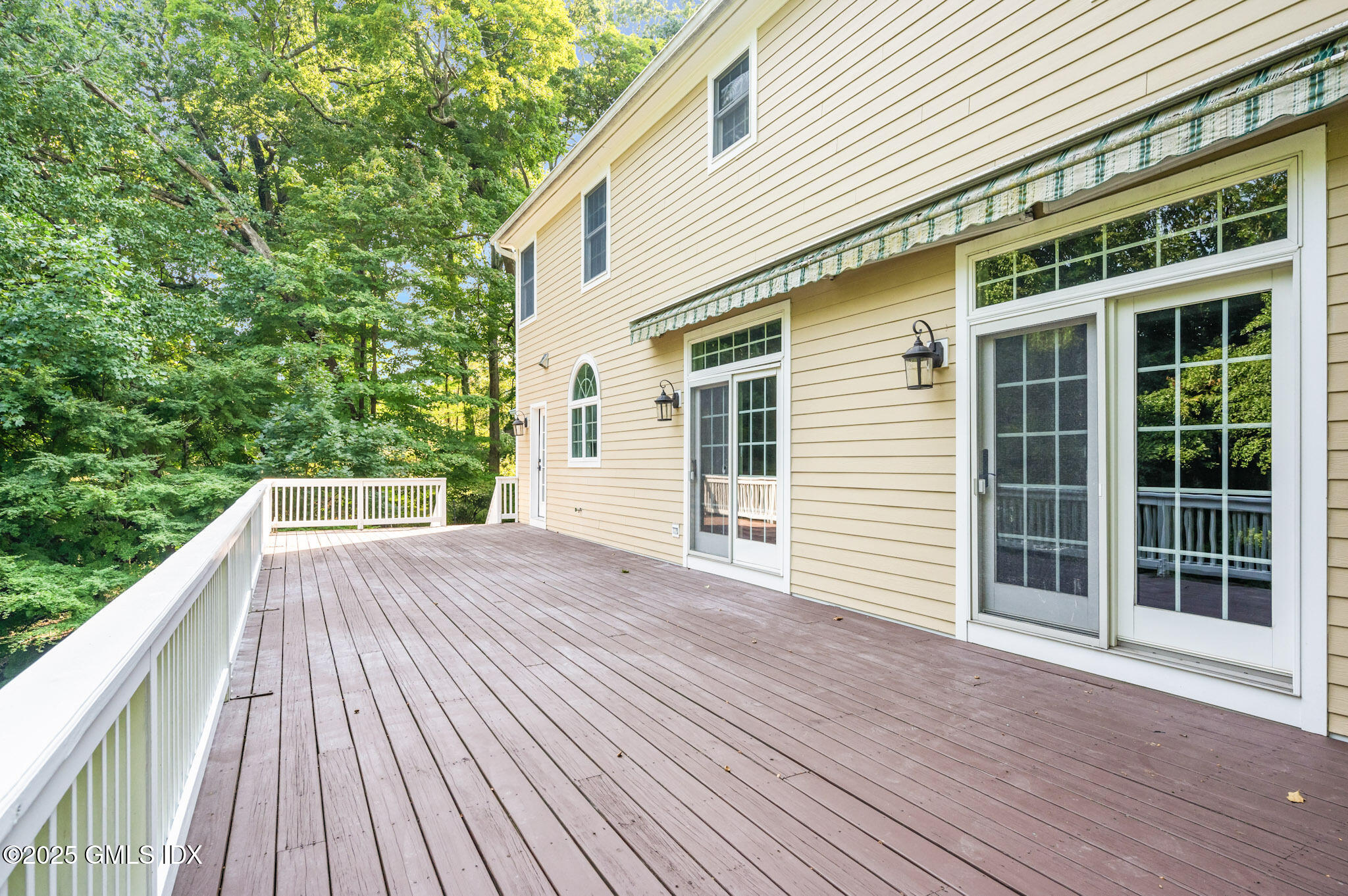 12 Hickory Drive, B