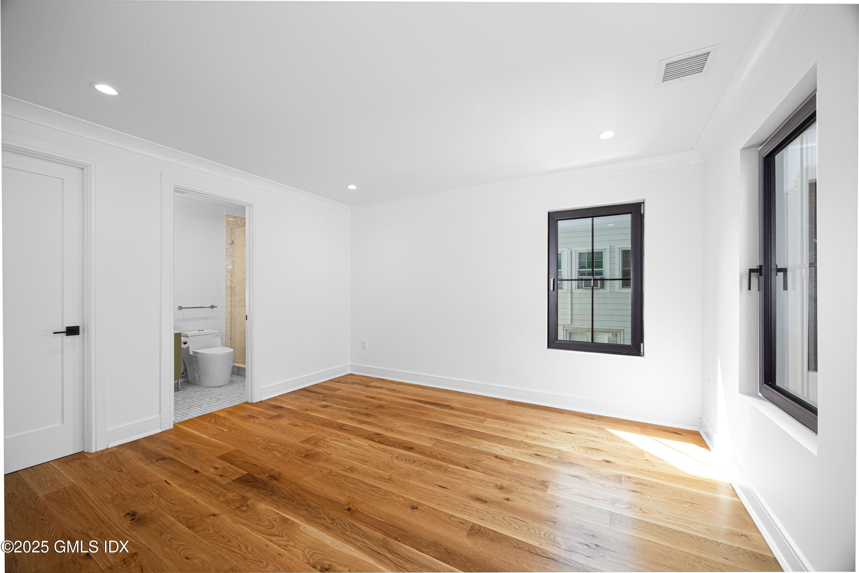 20 Sound Beach Avenue