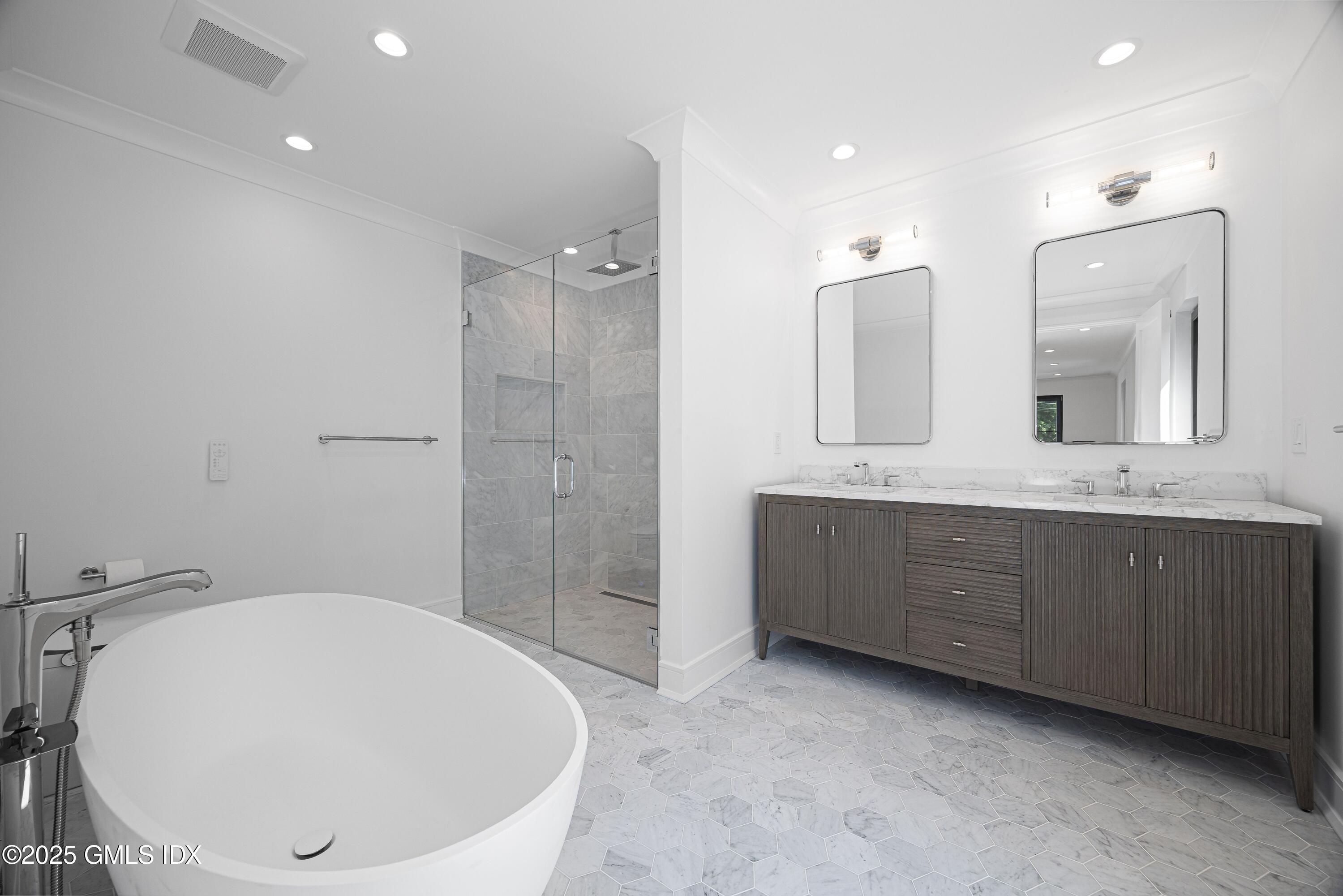 20 Sound Beach Avenue