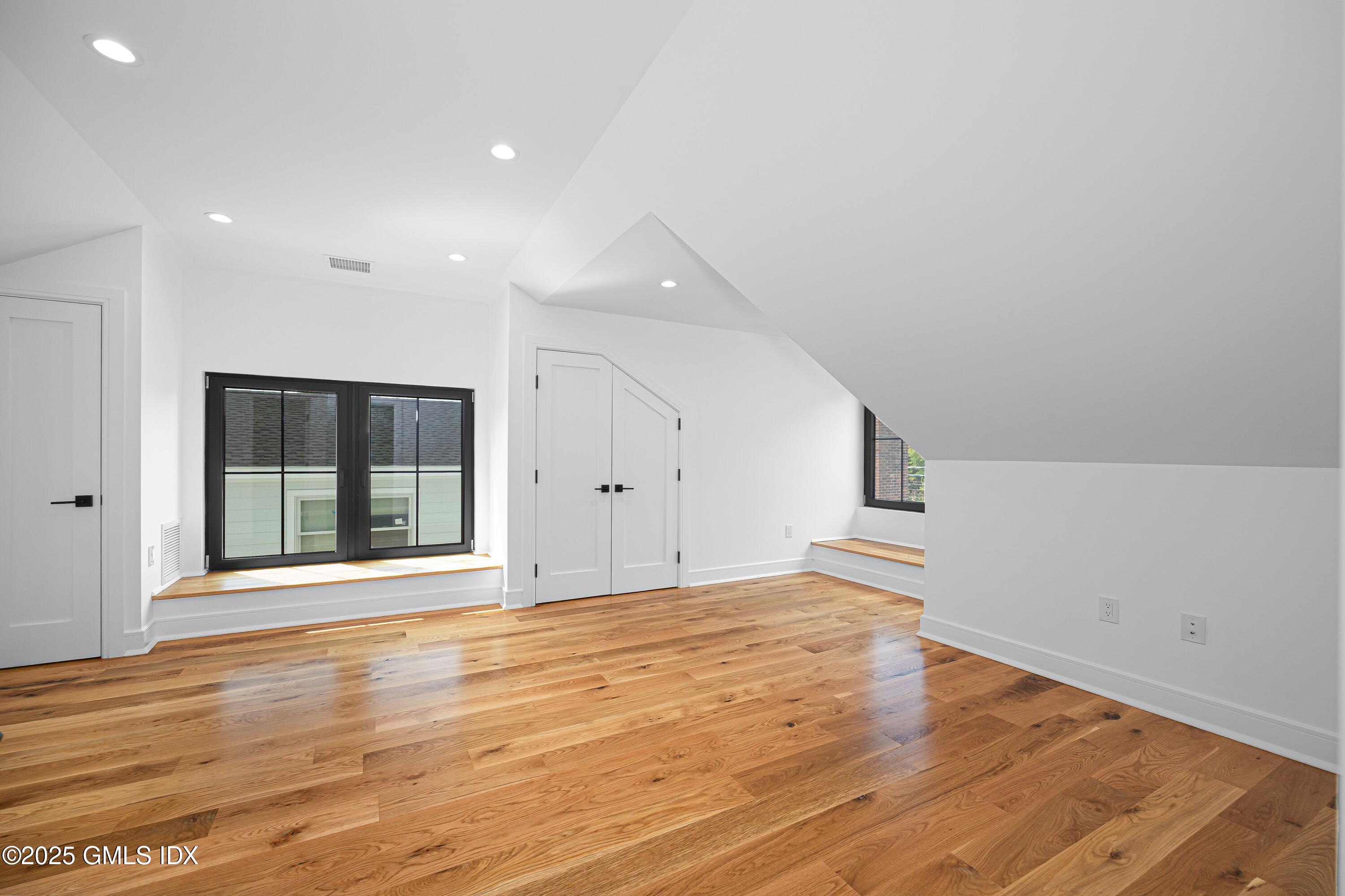 20 Sound Beach Avenue