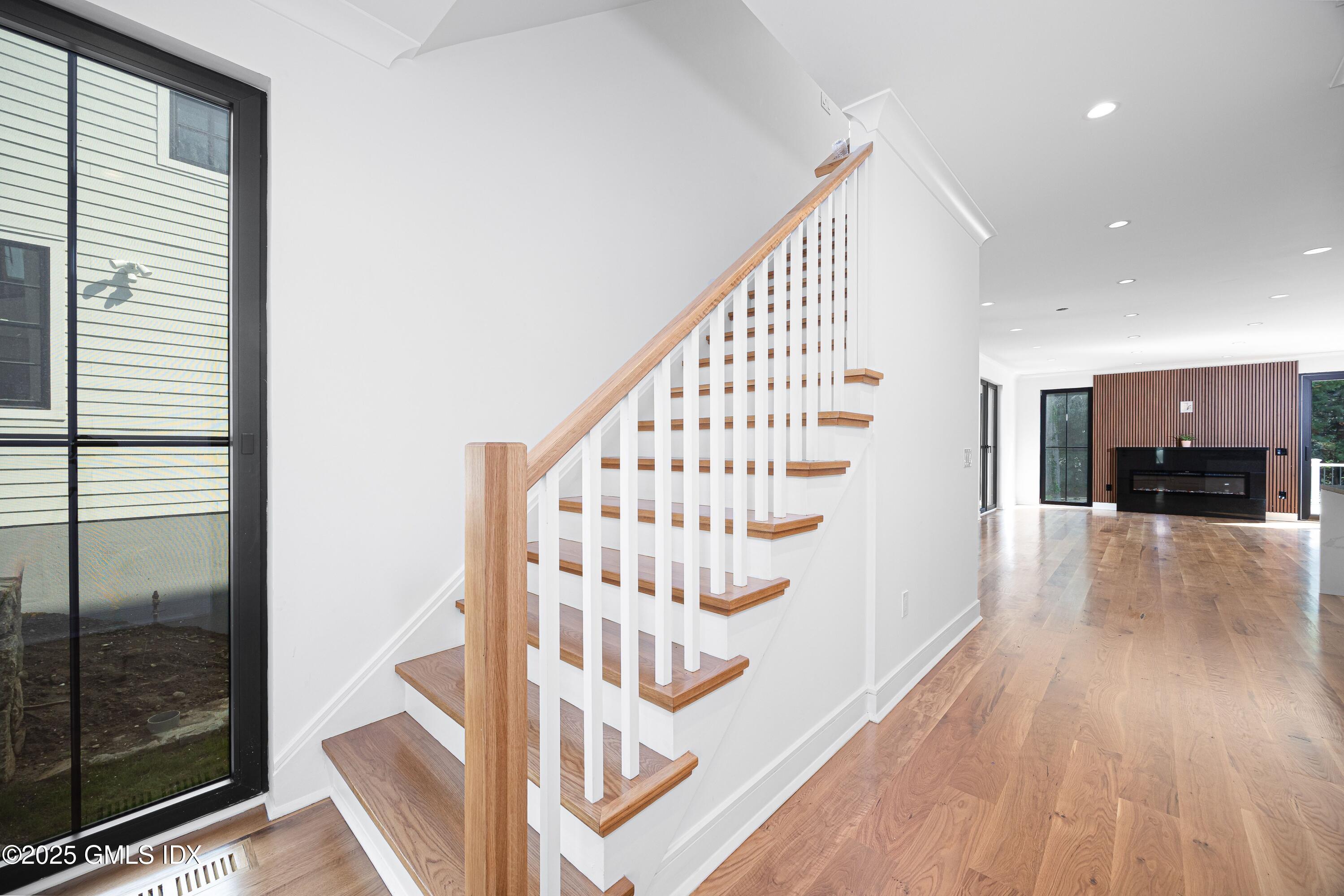 20 Sound Beach Avenue