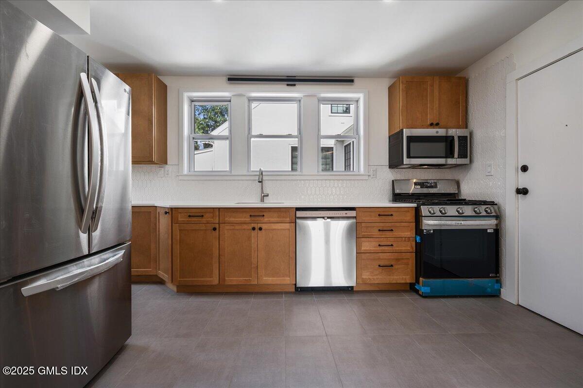 46 RICHLAND Road, 2