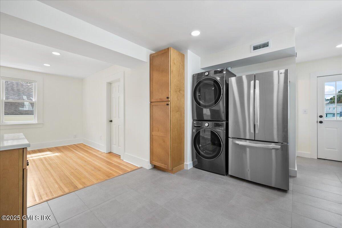 46 RICHLAND Road, 2