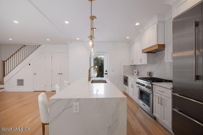 82 Josephine Evaristo Avenue