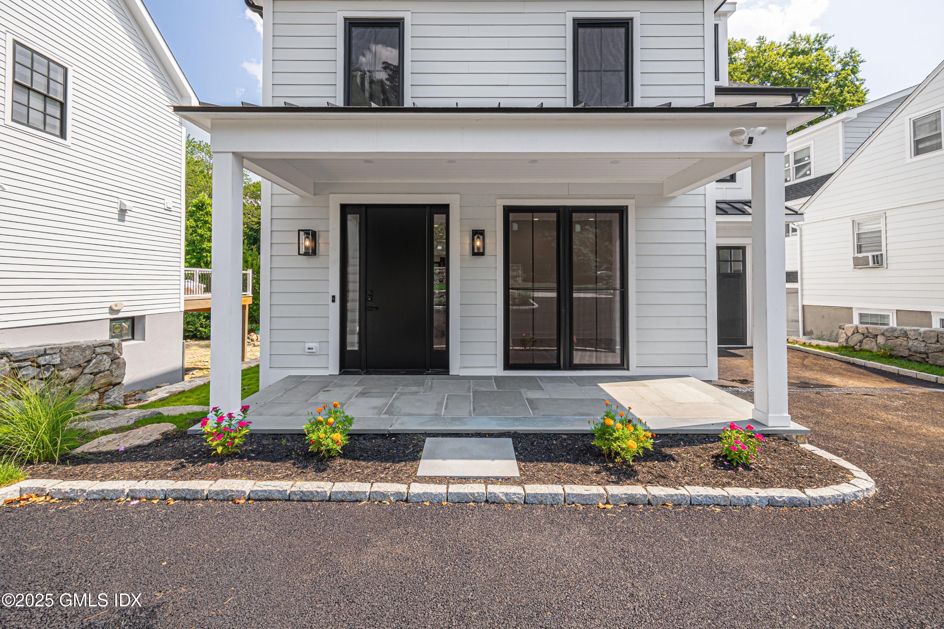 20 Sound Beach Avenue