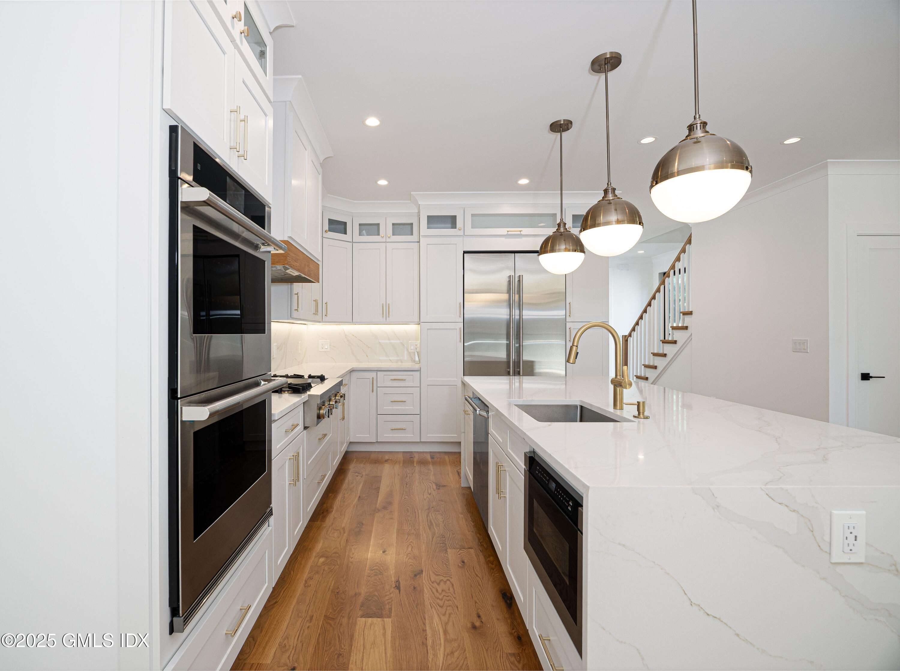 20 Sound Beach Avenue