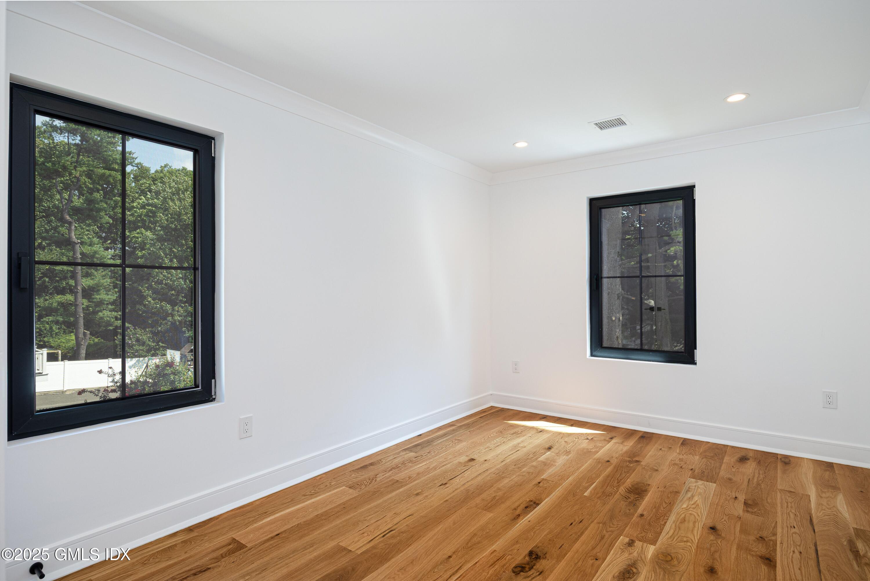 20 Sound Beach Avenue