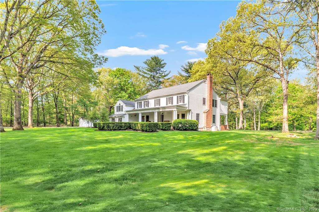 42 Silver Ridge Common