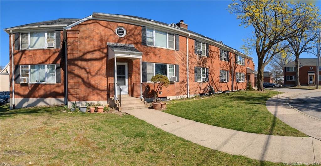 65 Oakview Circle 101