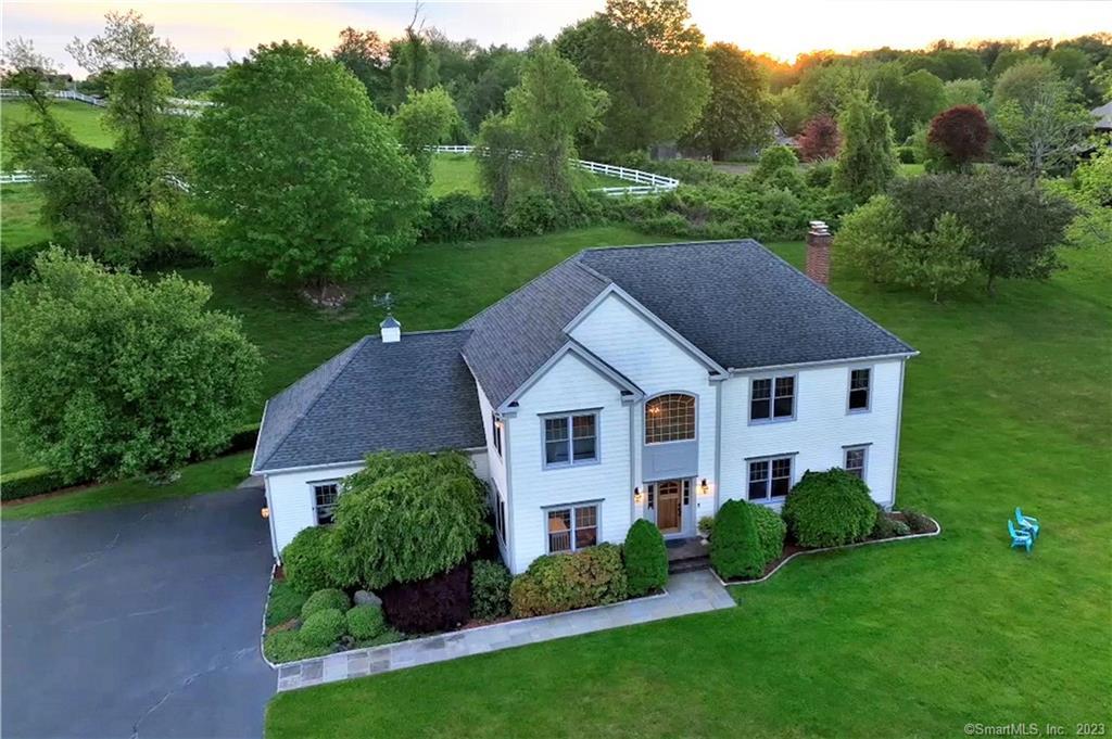 10A Hundred Acres Road