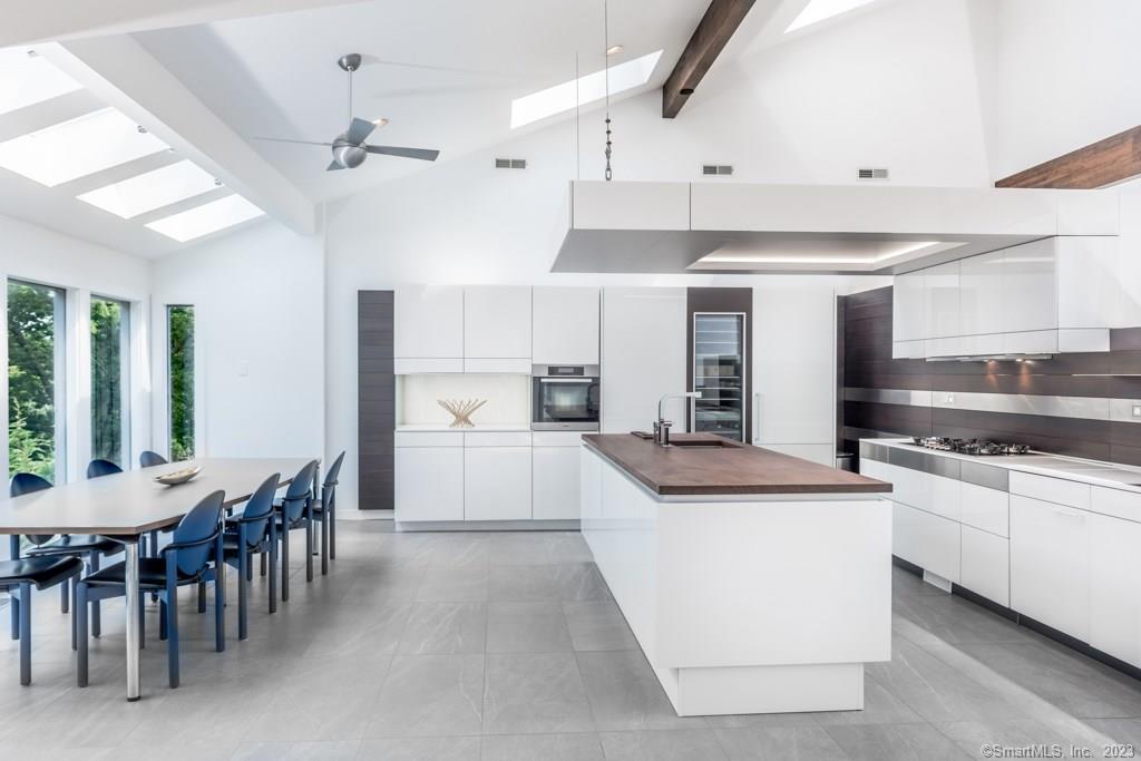 24 Narrow Rocks Road