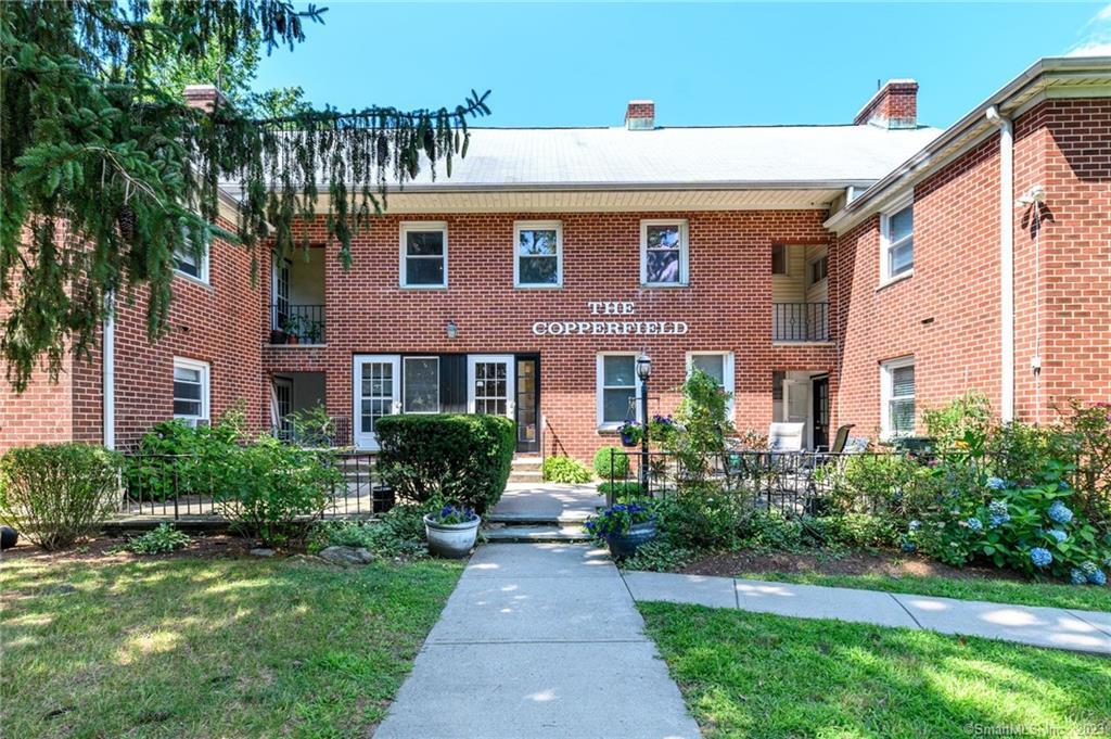 64 Maple Tree Avenue 64