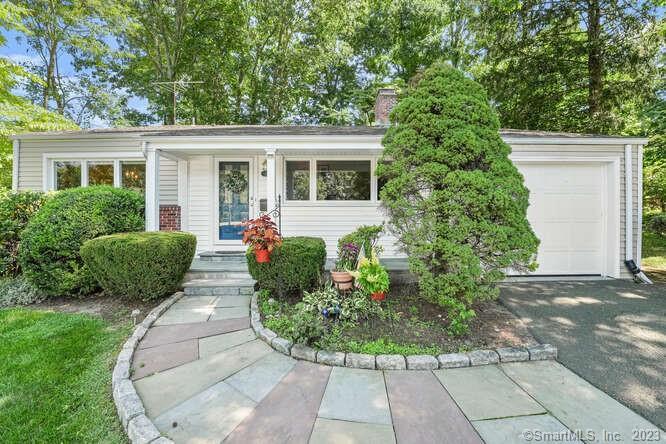 130 Wood Ridge Drive