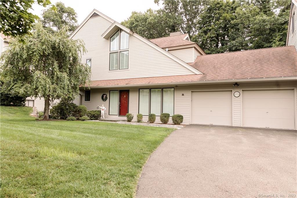 320 Strawberry Hill Avenue 35