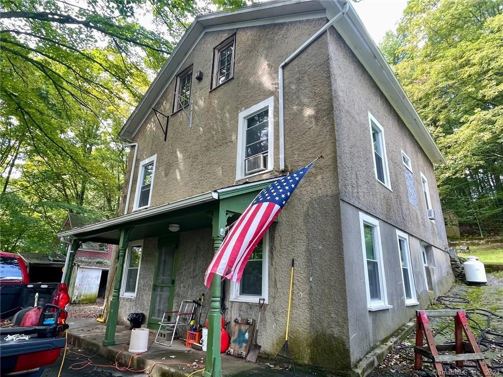 167 1/2 Bridgeport Avenue