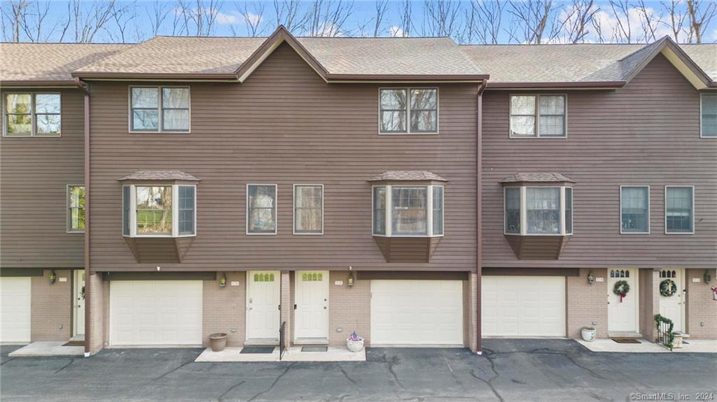 136 Newtown Avenue 15