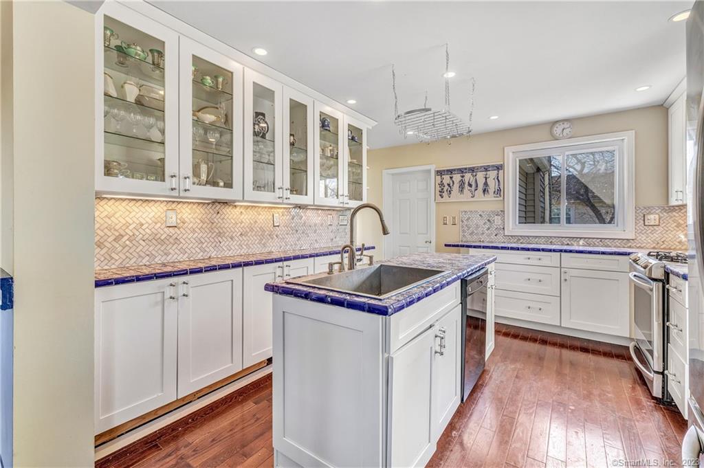 1004 Stratford Road