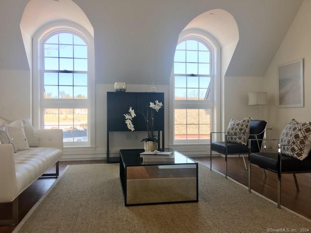5 Church Lane 201 / The Jesup