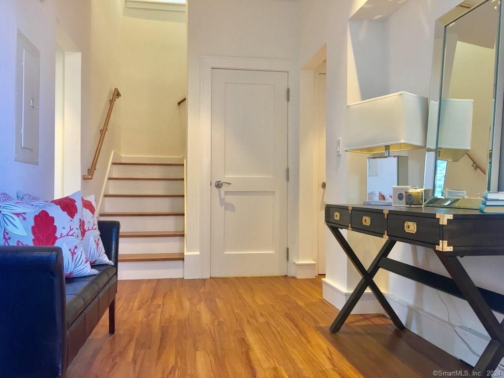 5 Church Lane 201 / The Jesup