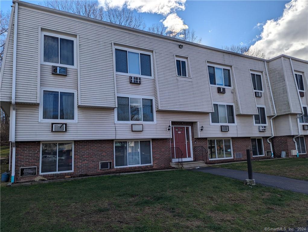 131 North Main Street 2