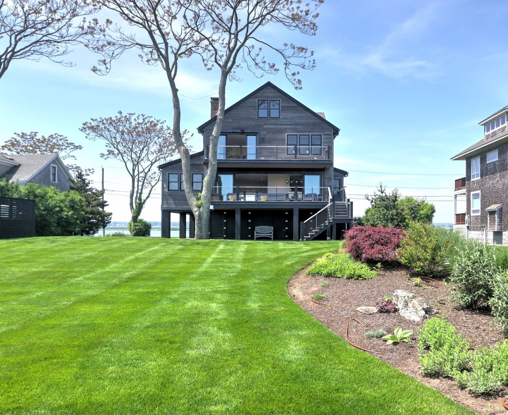 49 Smiths Point Road