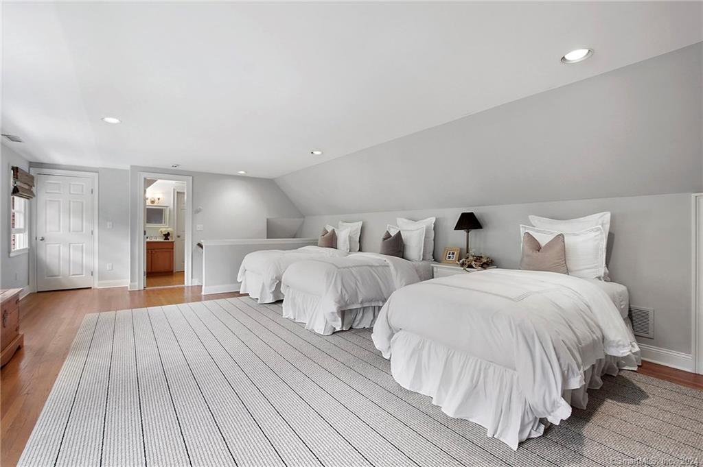 125 Middlebrook Farm Road