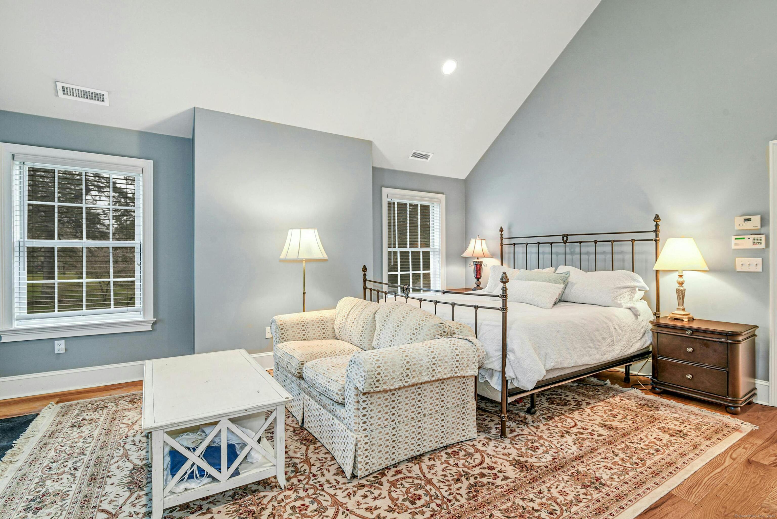 129 West Meadow Road