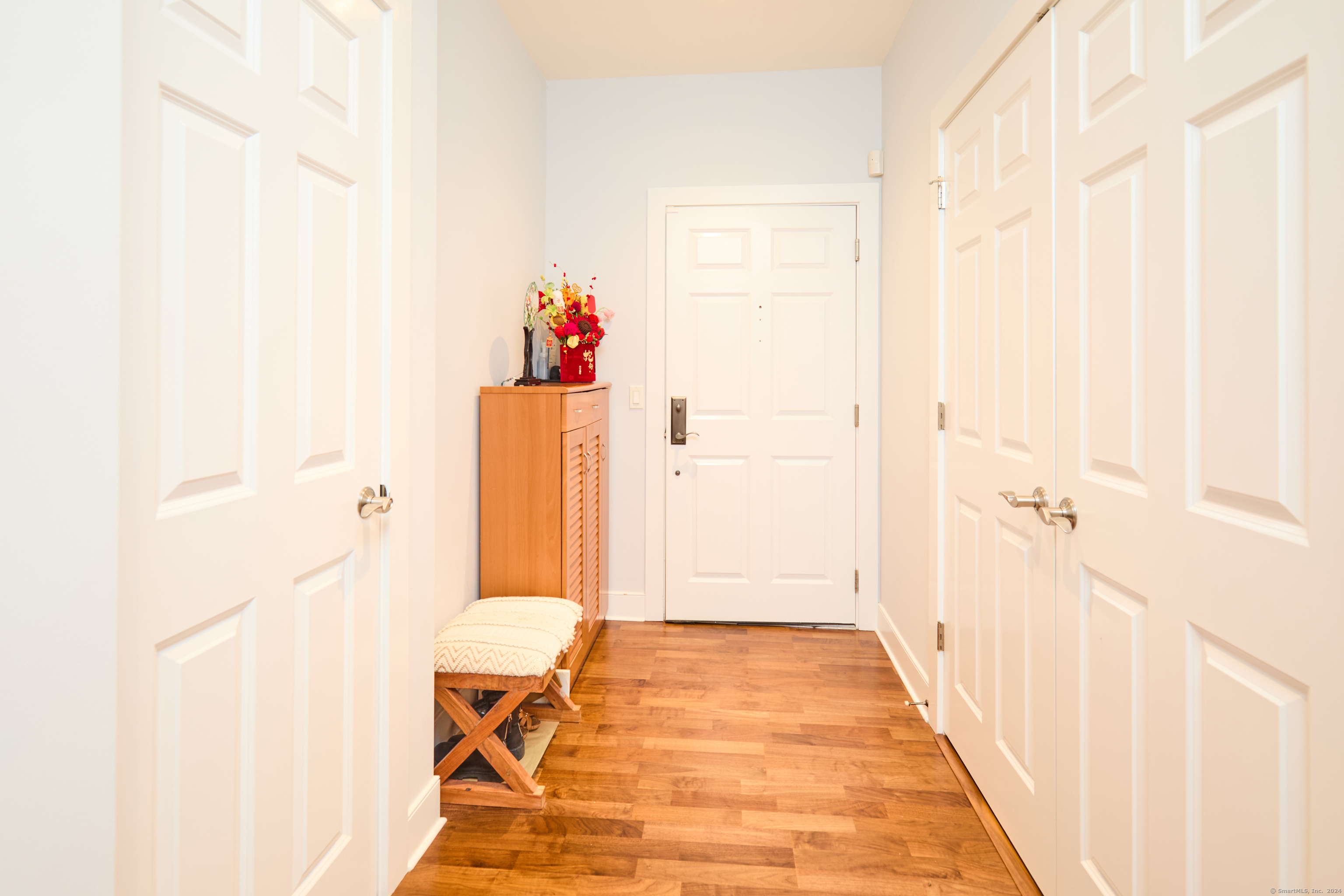 77 Havemeyer Lane 415