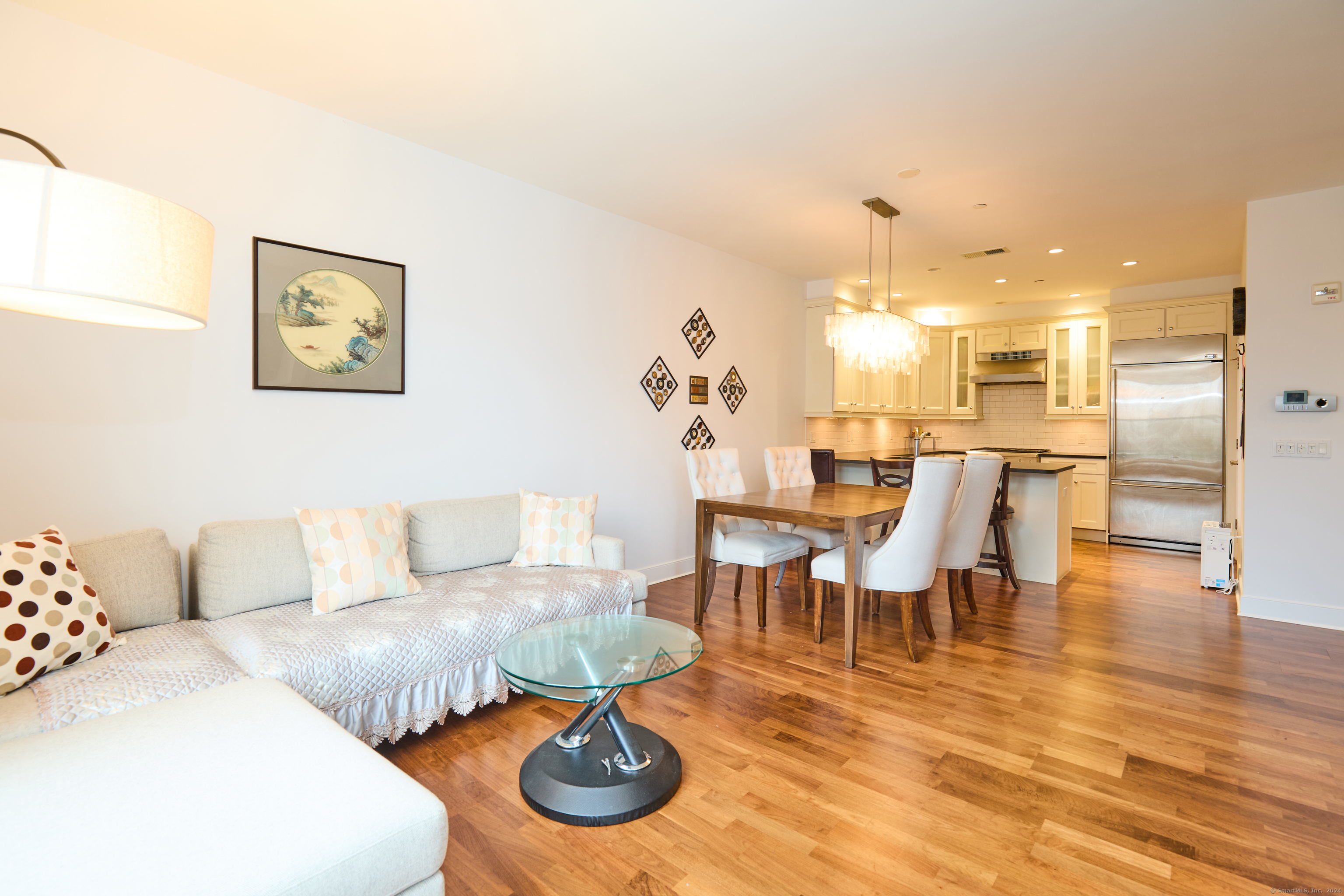 77 Havemeyer Lane 415
