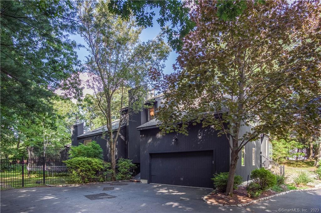 13A Dogwood Lane