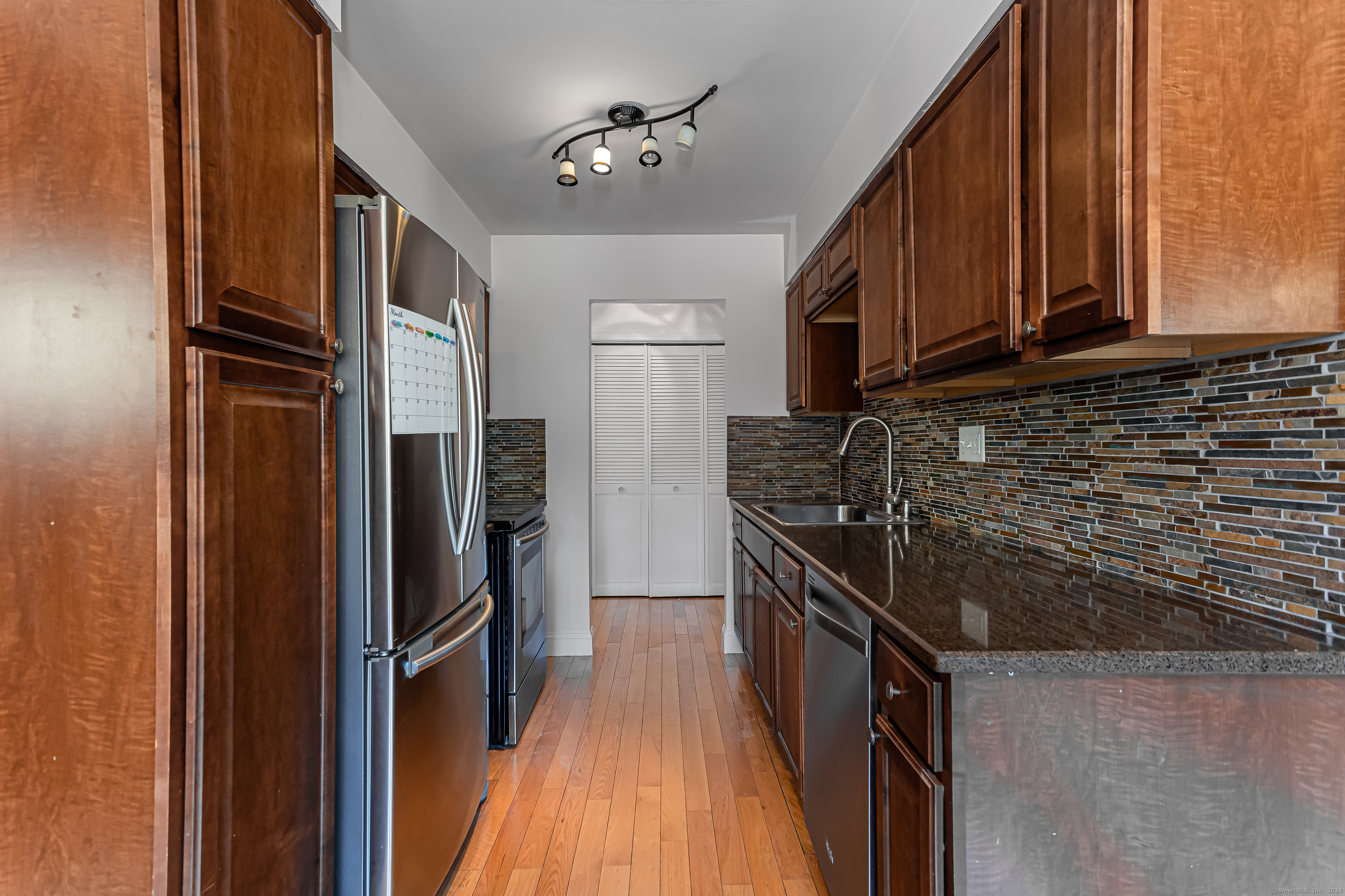 154 Cold Spring Road APT 17