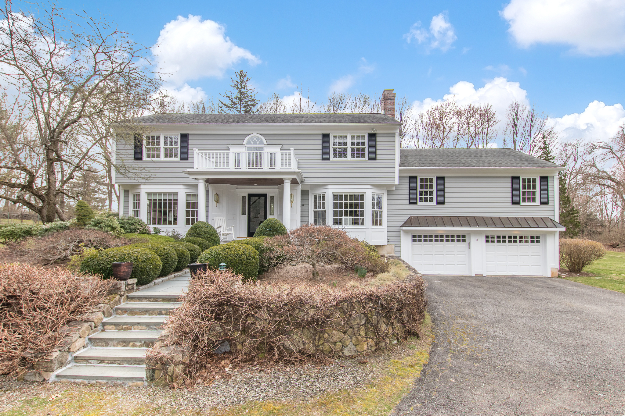 15 Old Boston Road