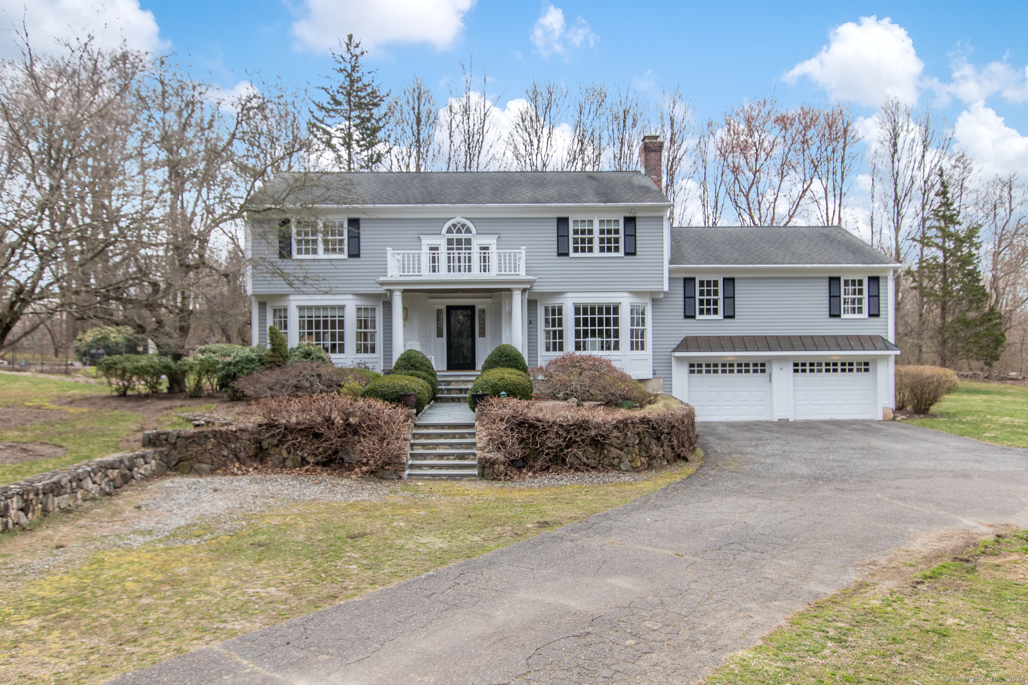 15 Old Boston Road