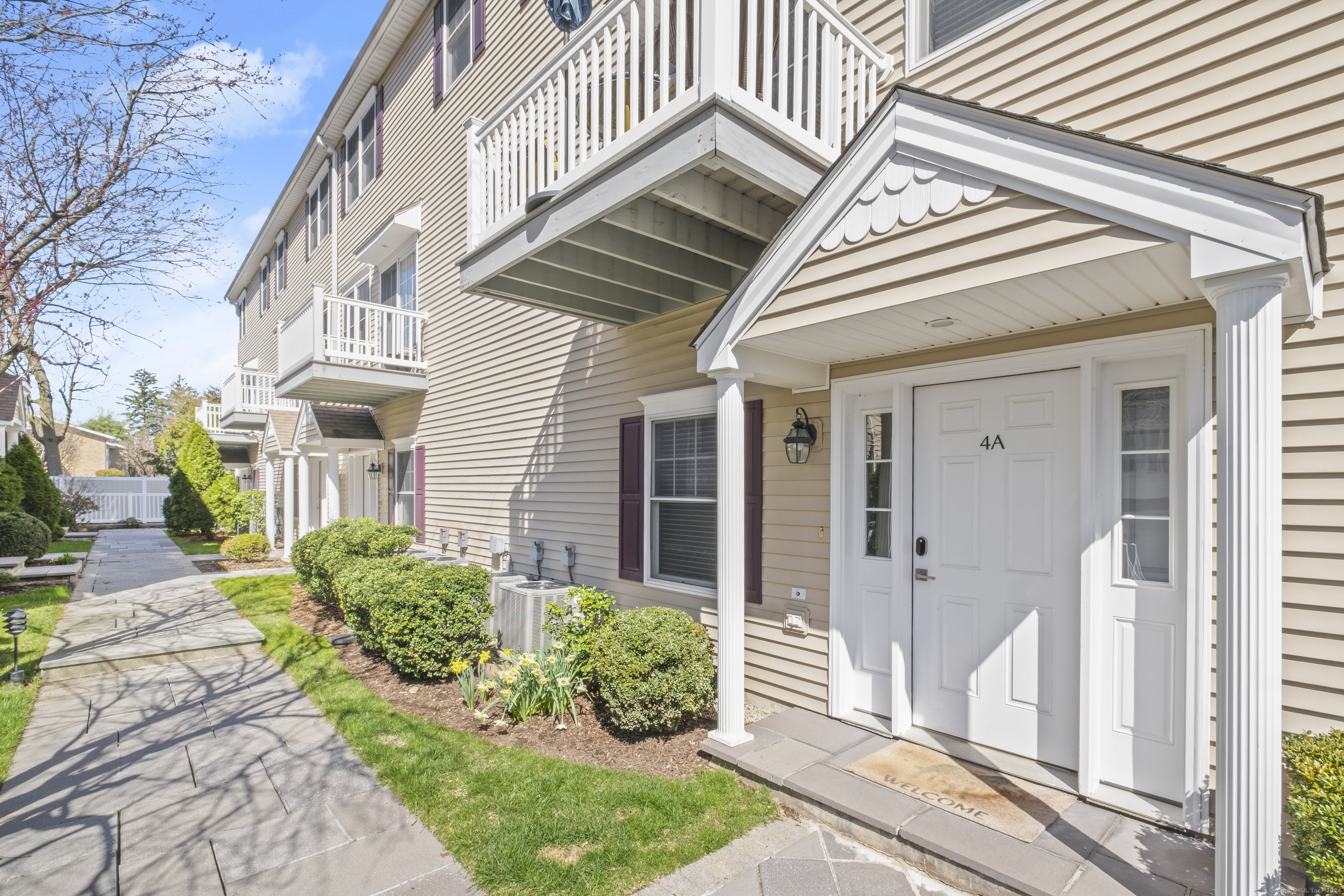 160 Glenbrook Road 4A