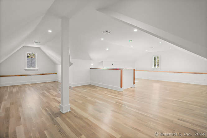 7 White Barns Lane 7