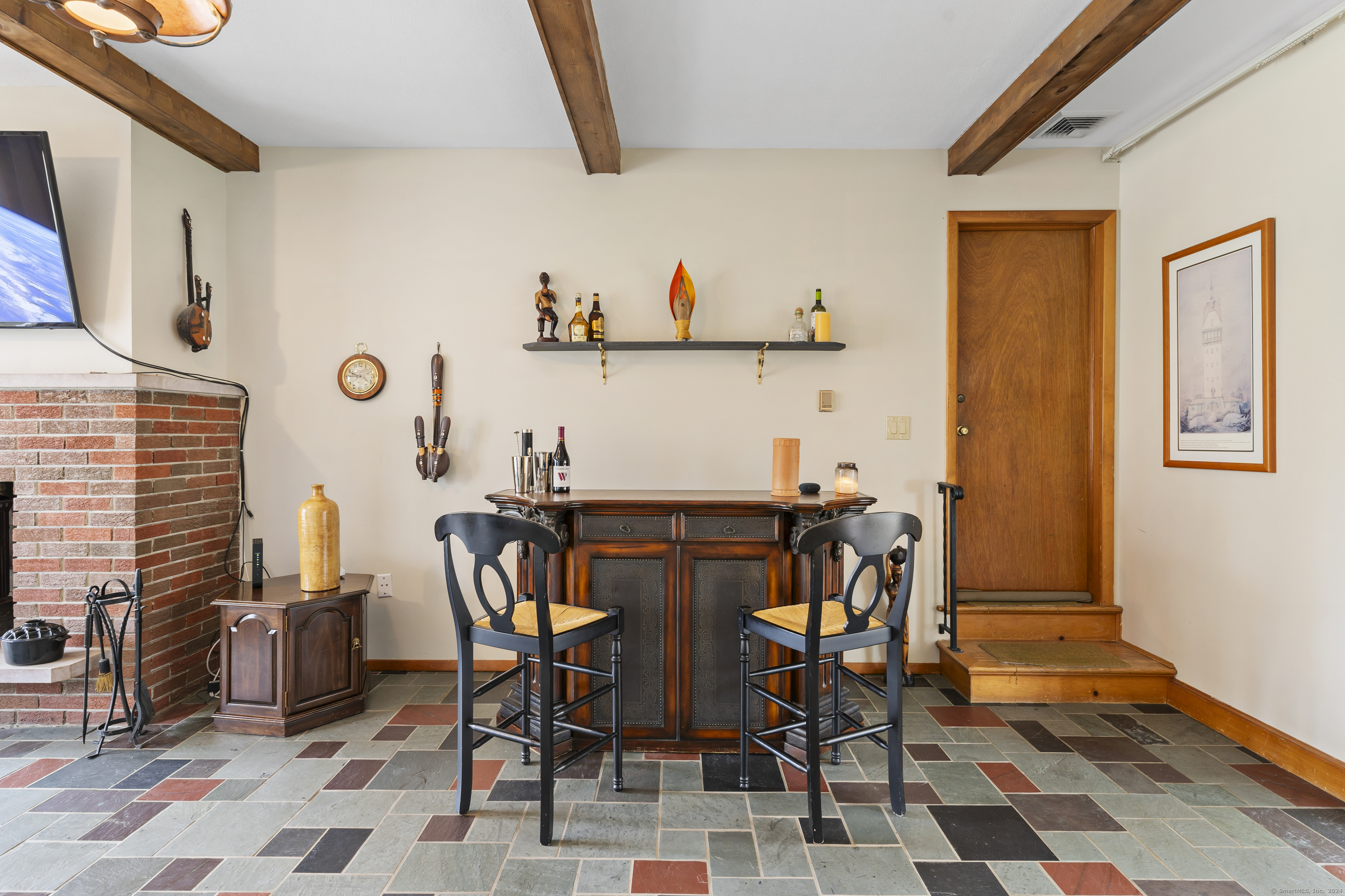 2 Fieldstone Drive