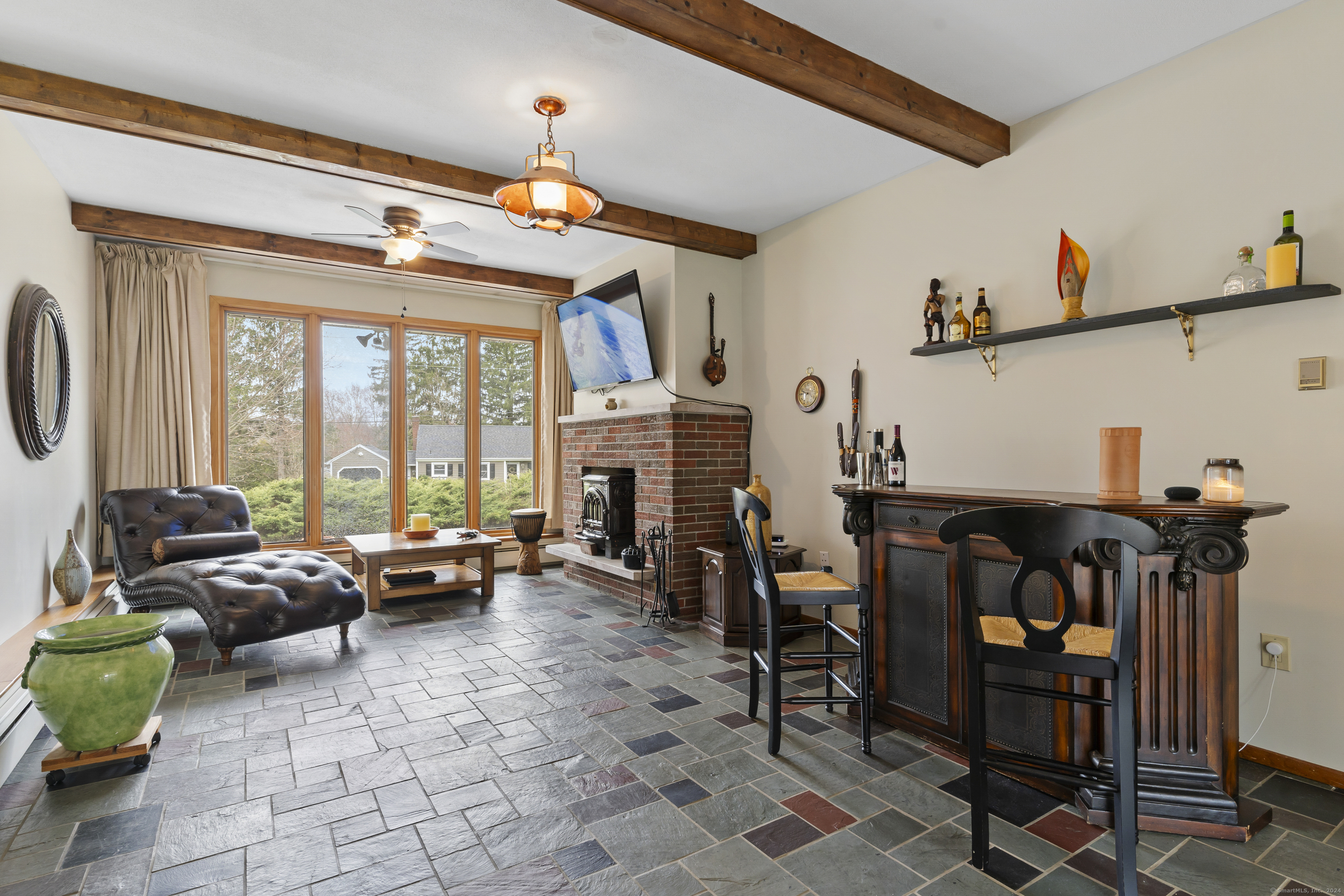 2 Fieldstone Drive