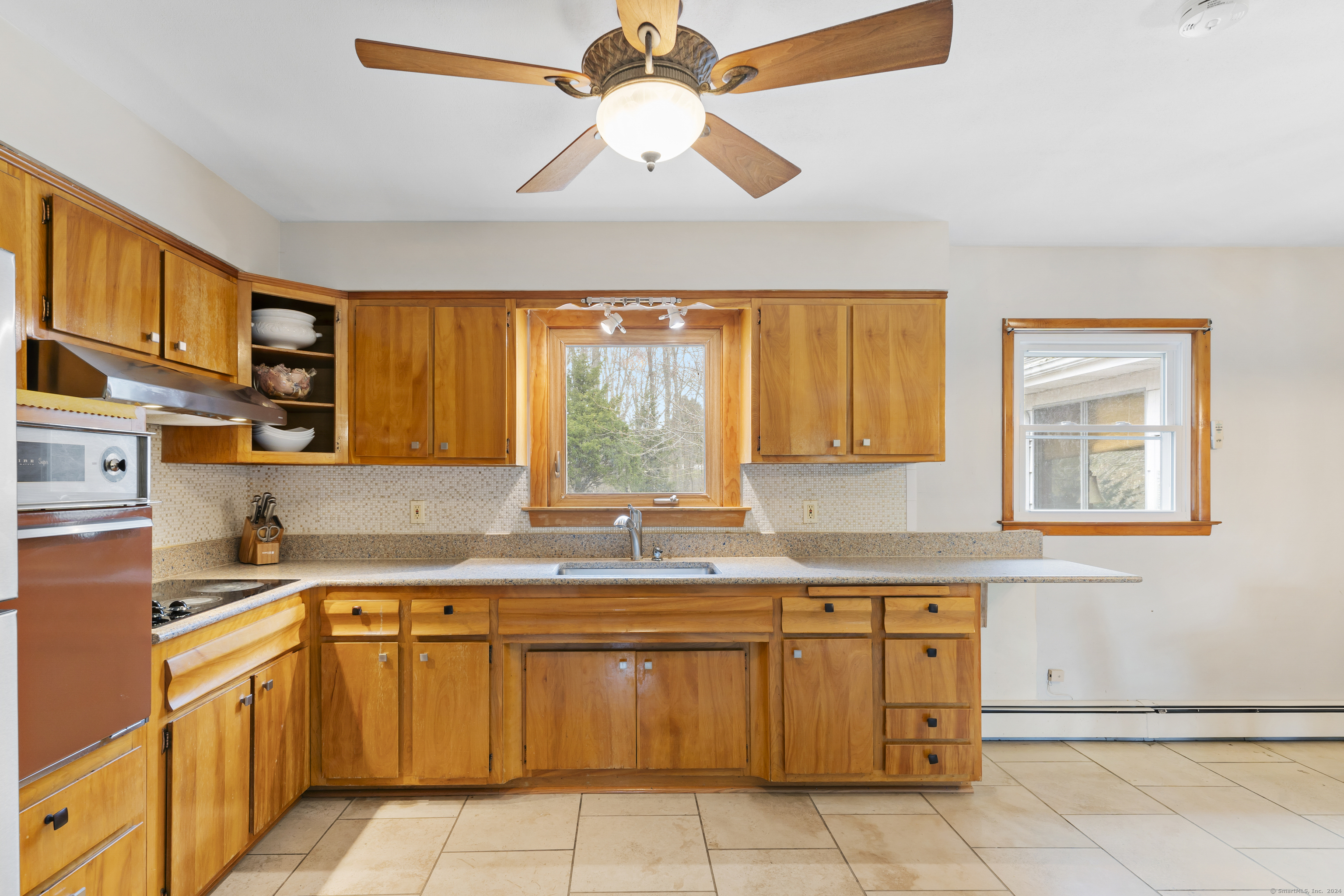 2 Fieldstone Drive
