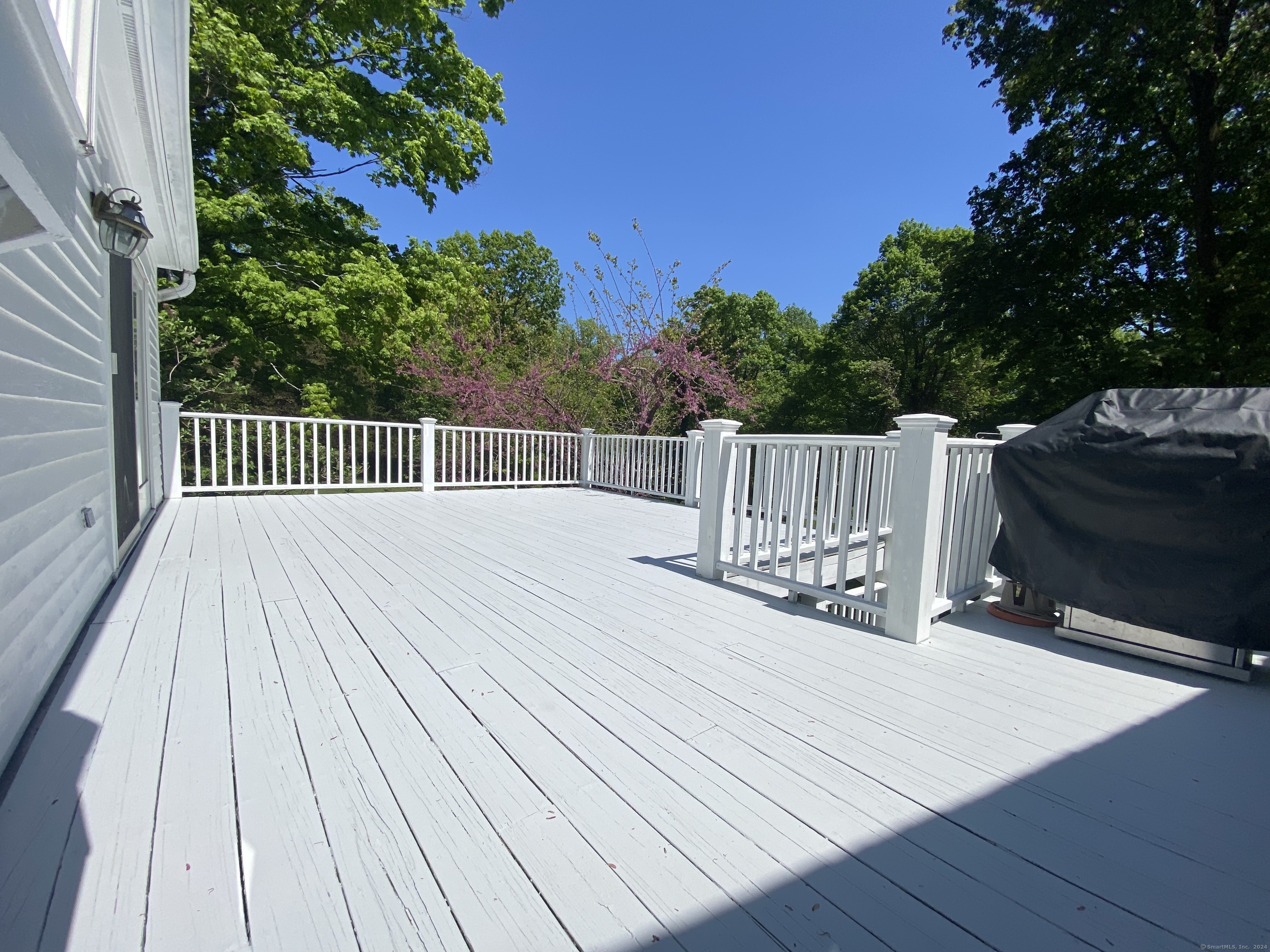 25 Lancelot Road