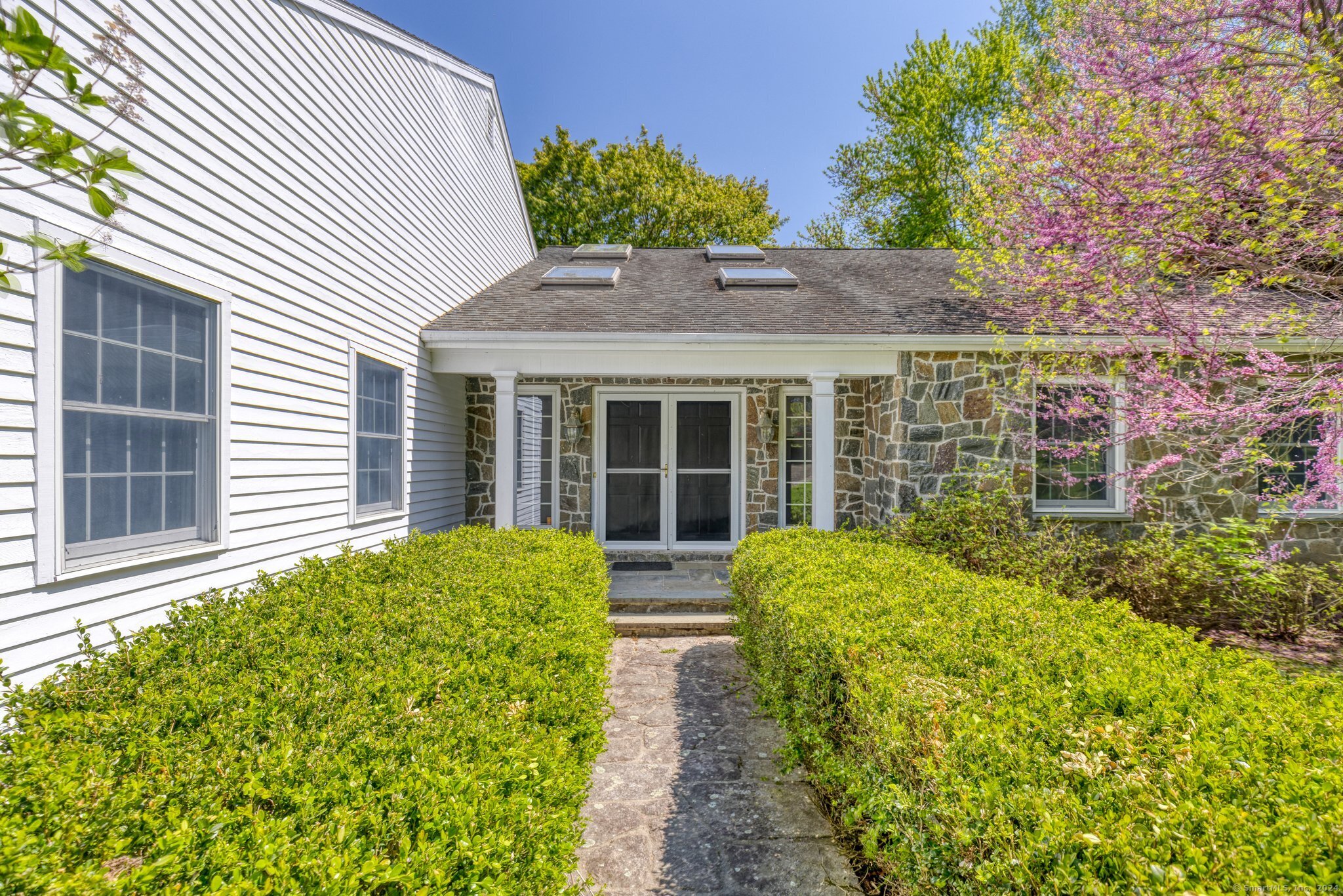 25 Lancelot Road