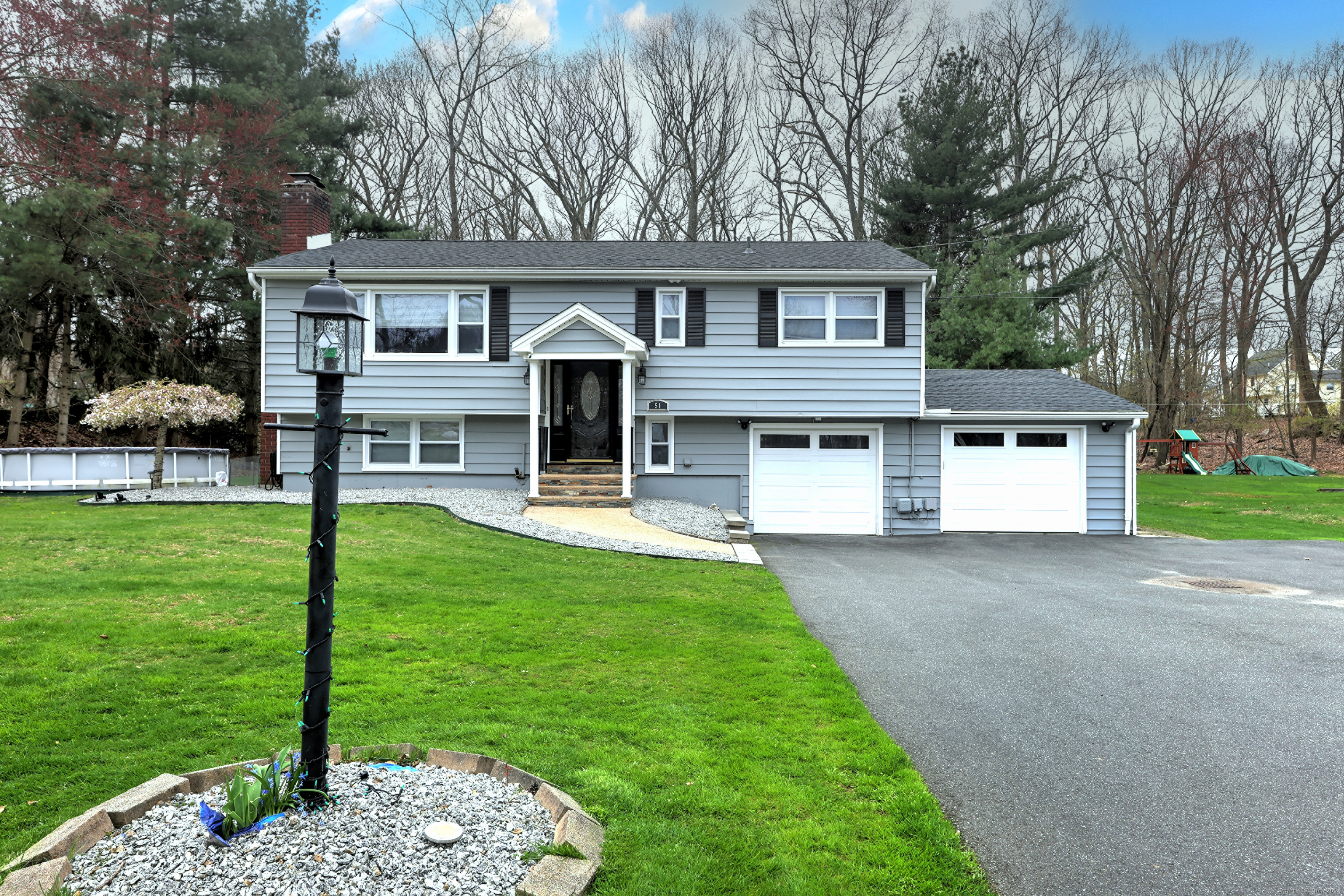 51 Stendahl Drive