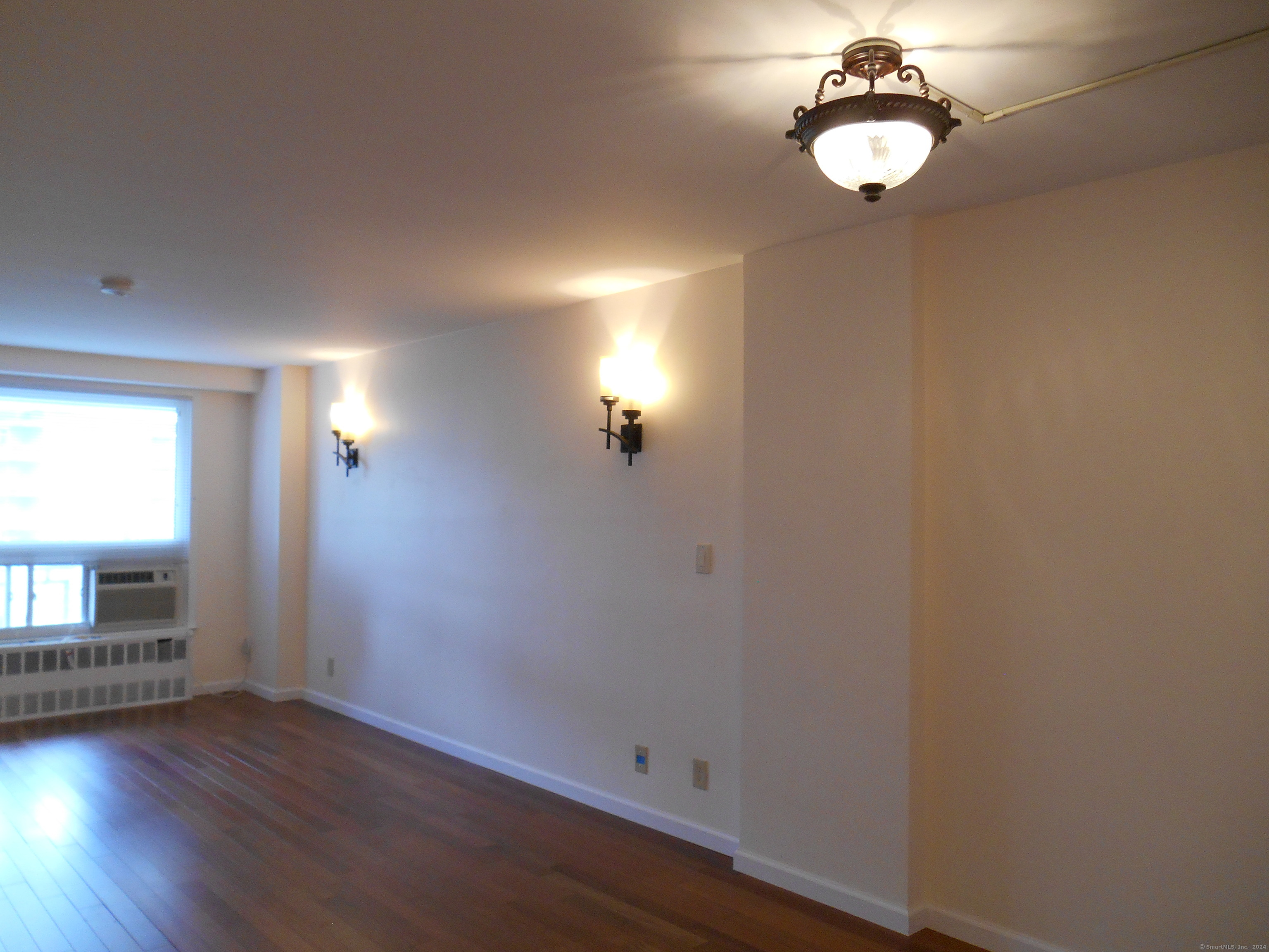 91 Strawberry Hill Avenue 939