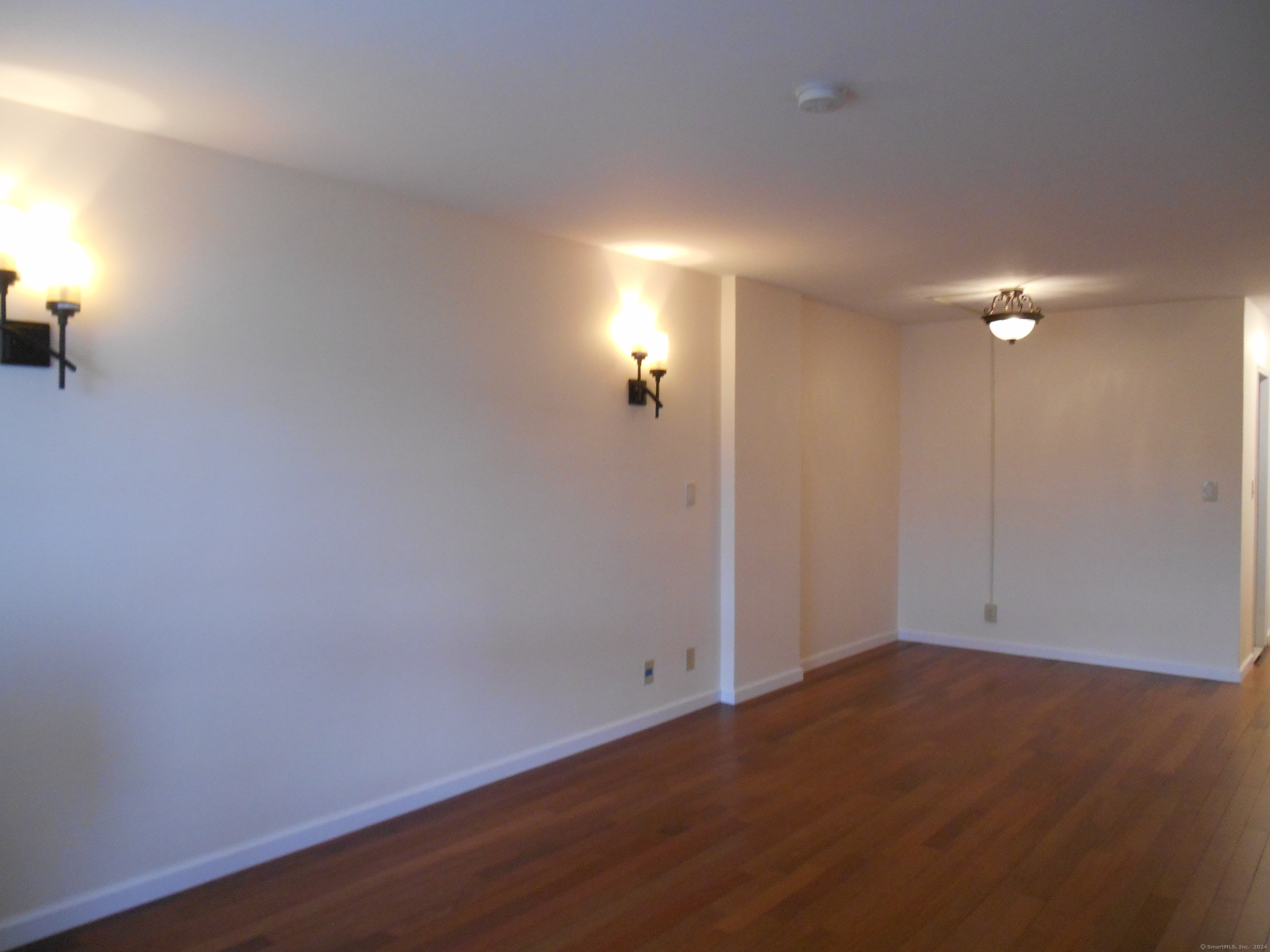 91 Strawberry Hill Avenue 939