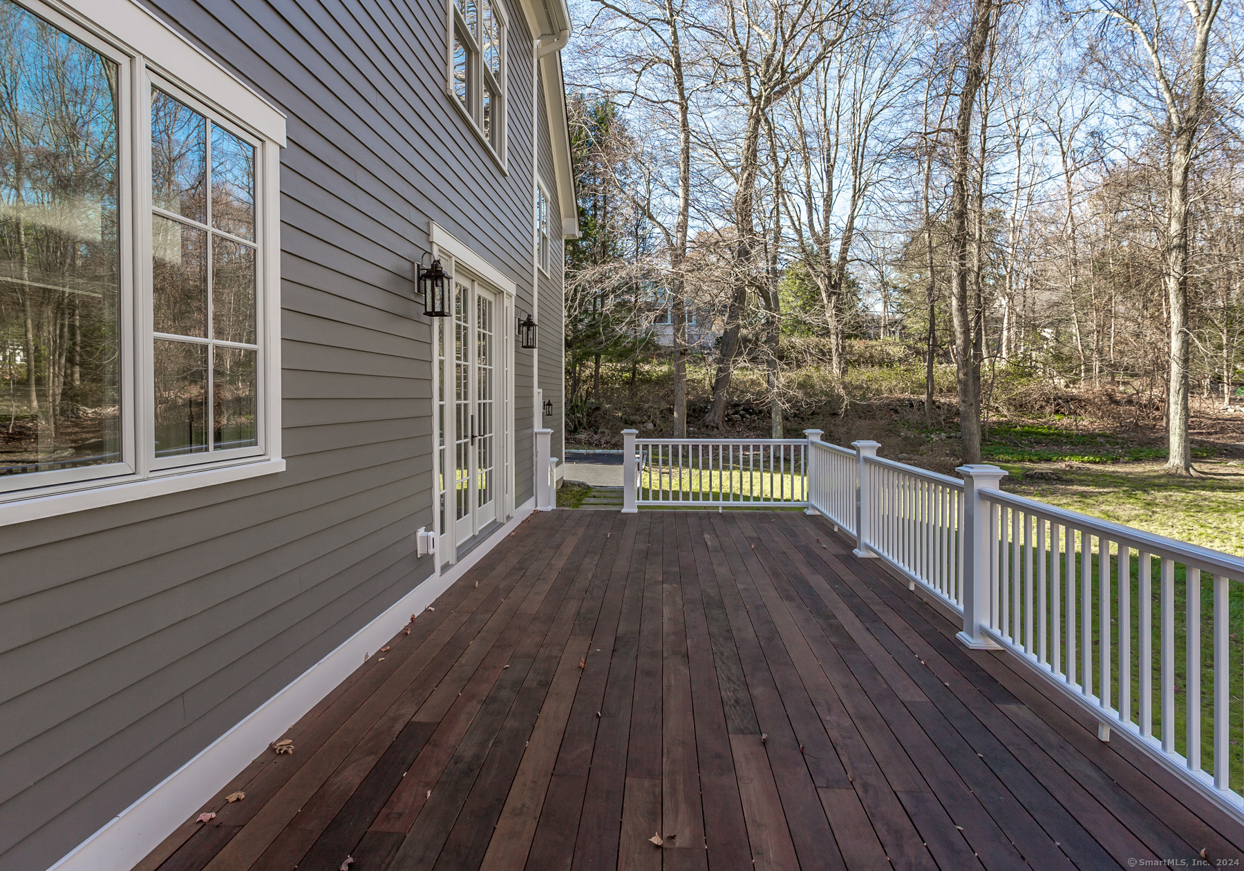 28 Quaker Ridge Road