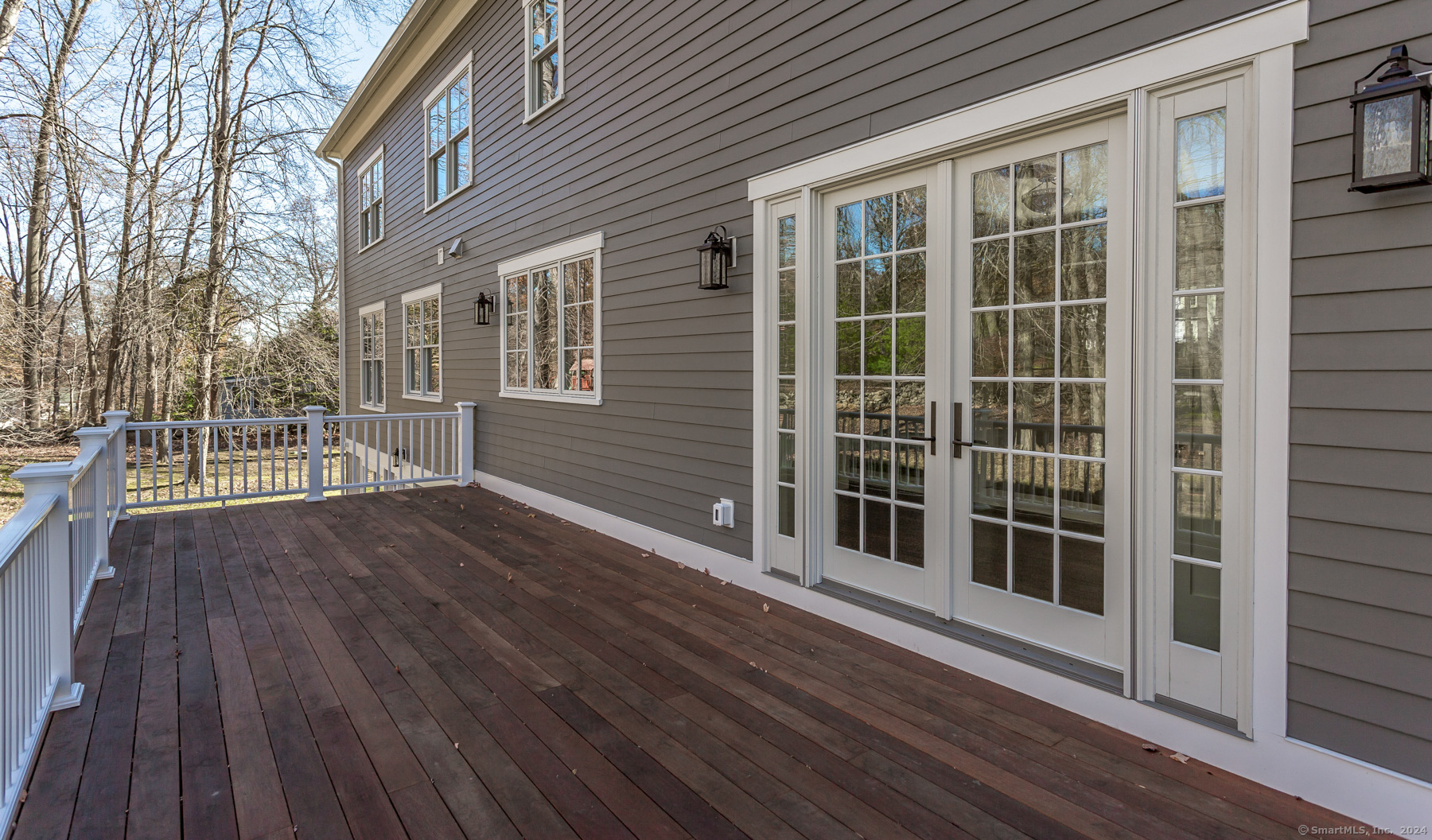 28 Quaker Ridge Road