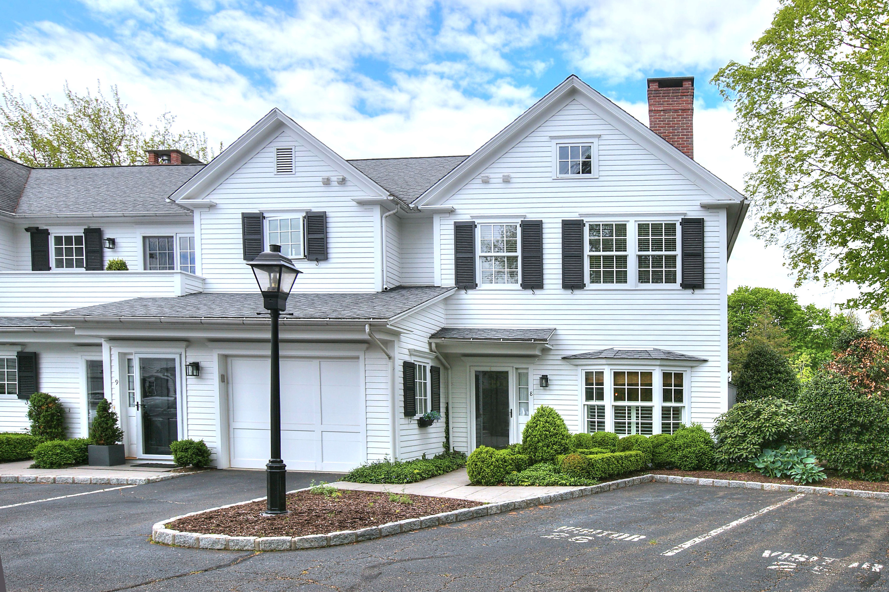 220 Riverside Avenue 8