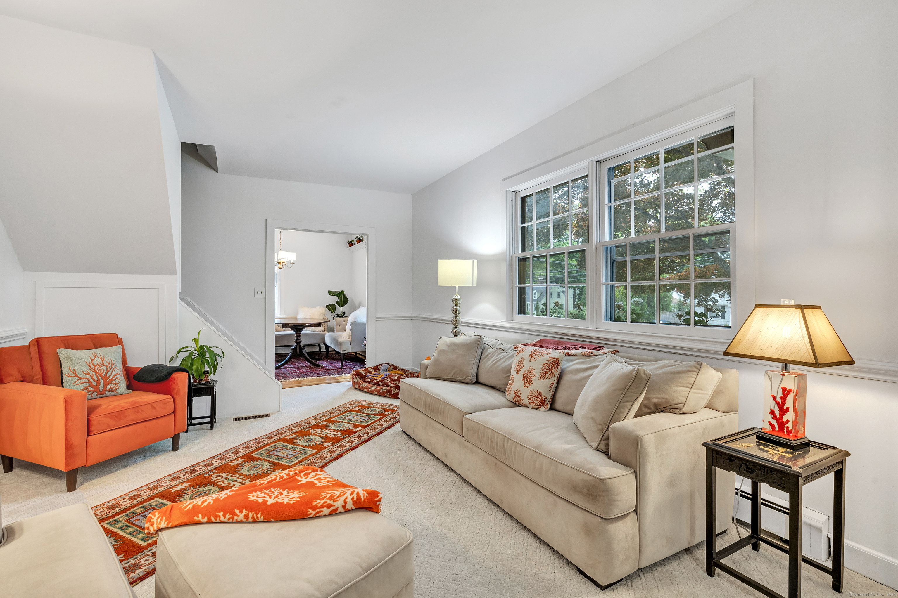 209 Compo Road South