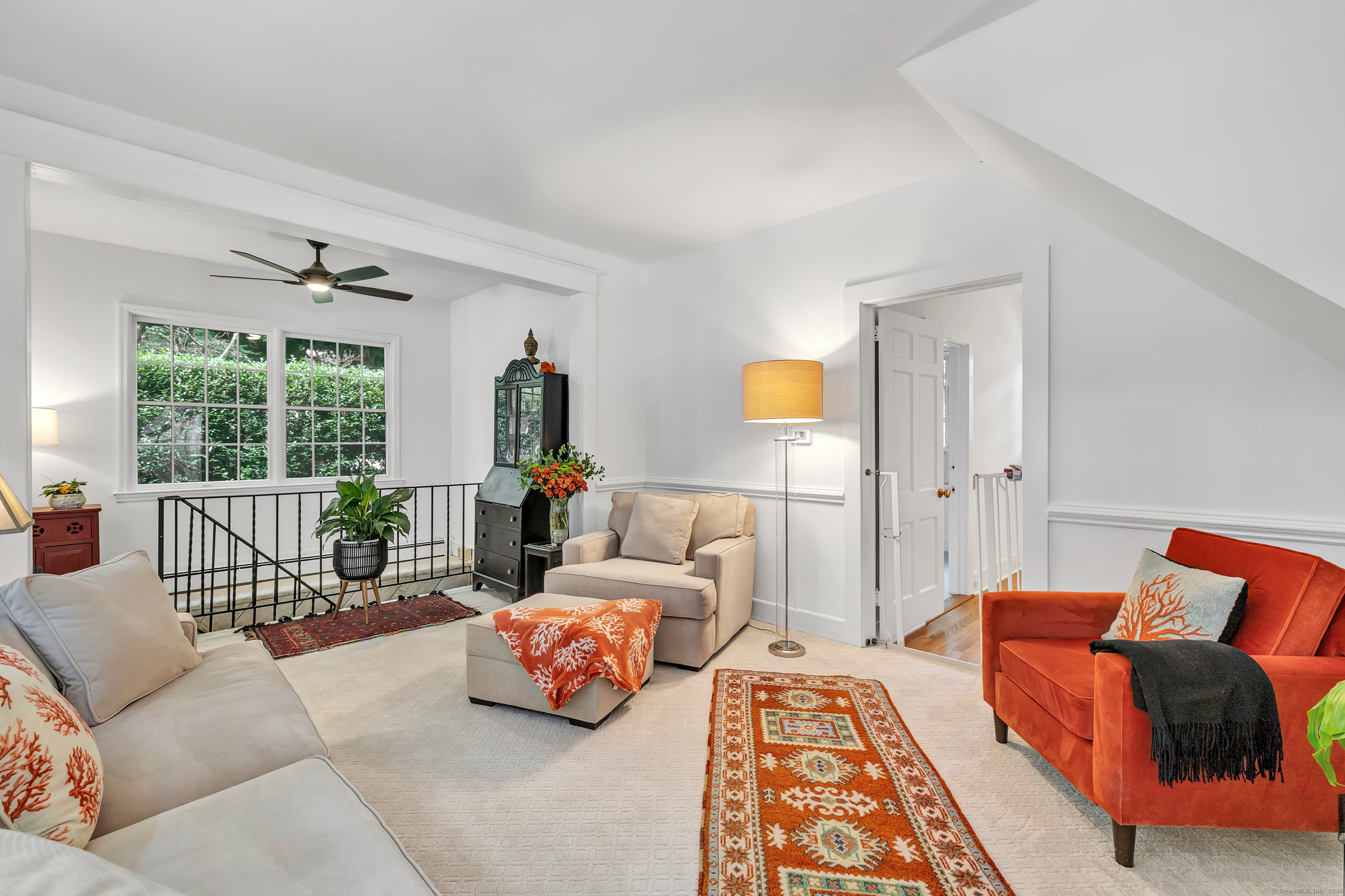 209 Compo Road South